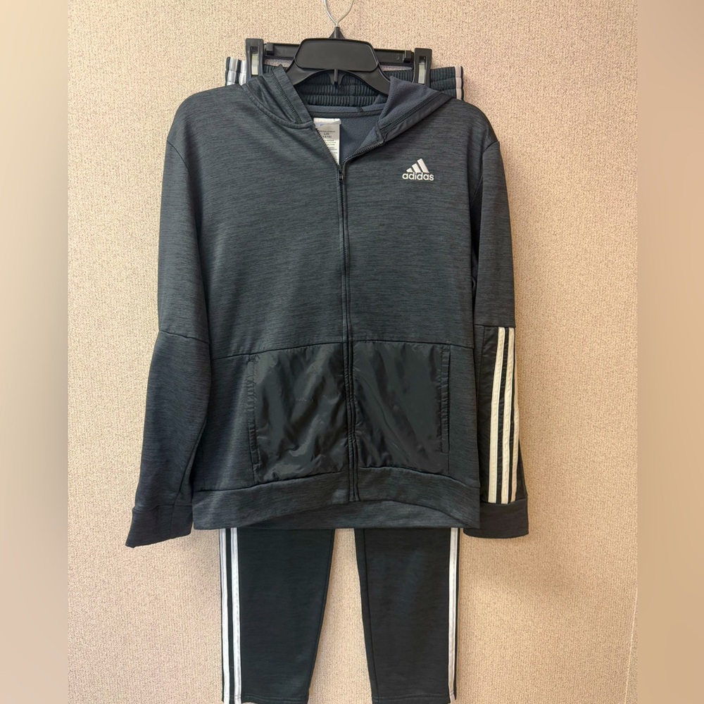 Adidas Tracksuit Youth Size large 14/16 Full Zip Jacket Hoodie and pants set